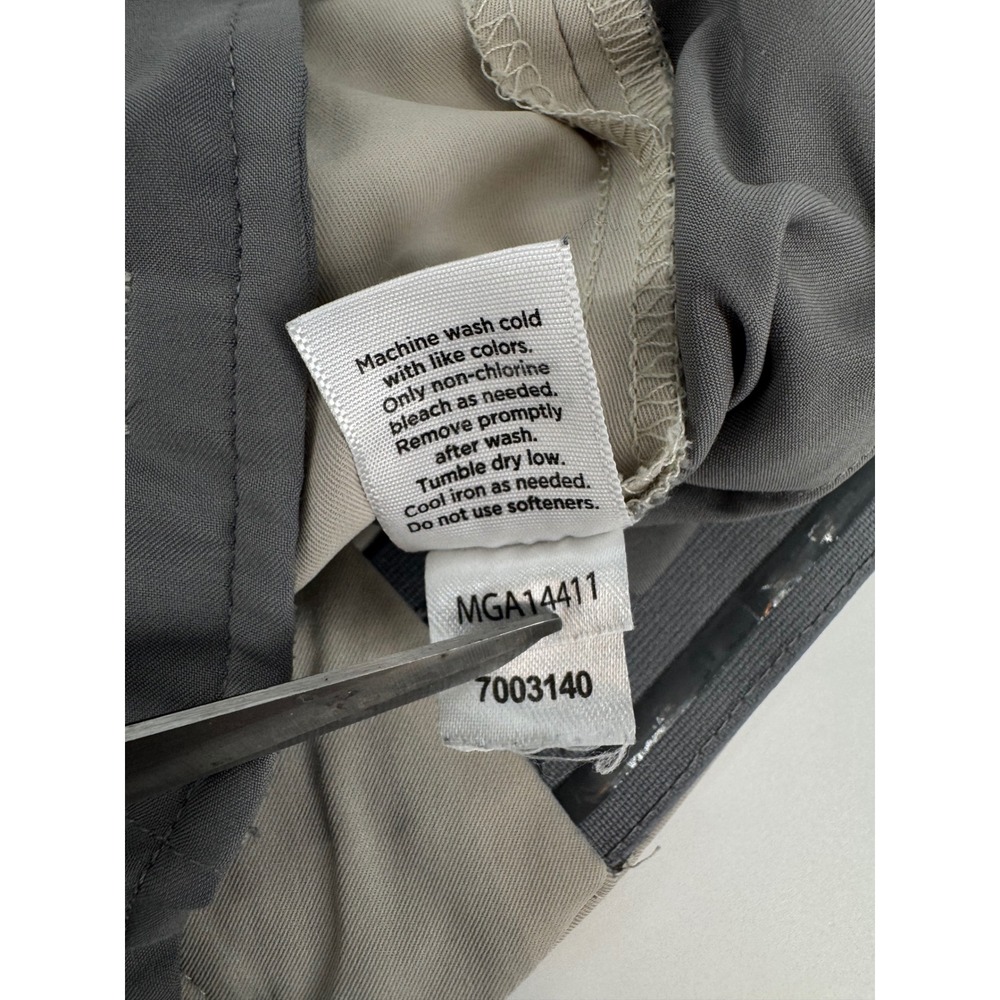 Walter Hagen Mens Golf Shorts Khaki Tan Flat Front Performance MGA14411 Size 38 - Picture 6 of 11